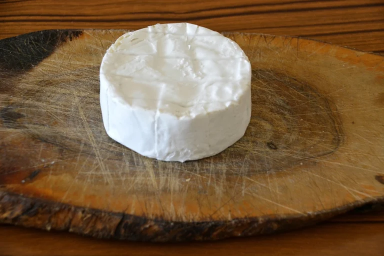 Brie vs Camembert: What's the Real Difference?