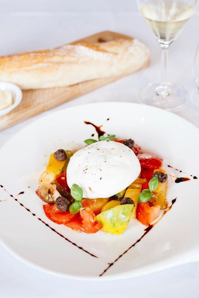 Mozzarella Explained: Fresh, Buffalo and Low-Moisture